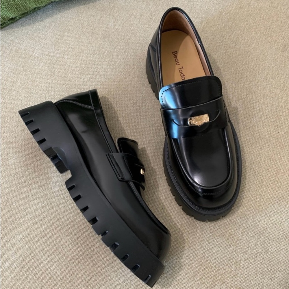 Black Chunky Patent Leather Loafers with Gold Hardware / platforms - Picture 9 of 9